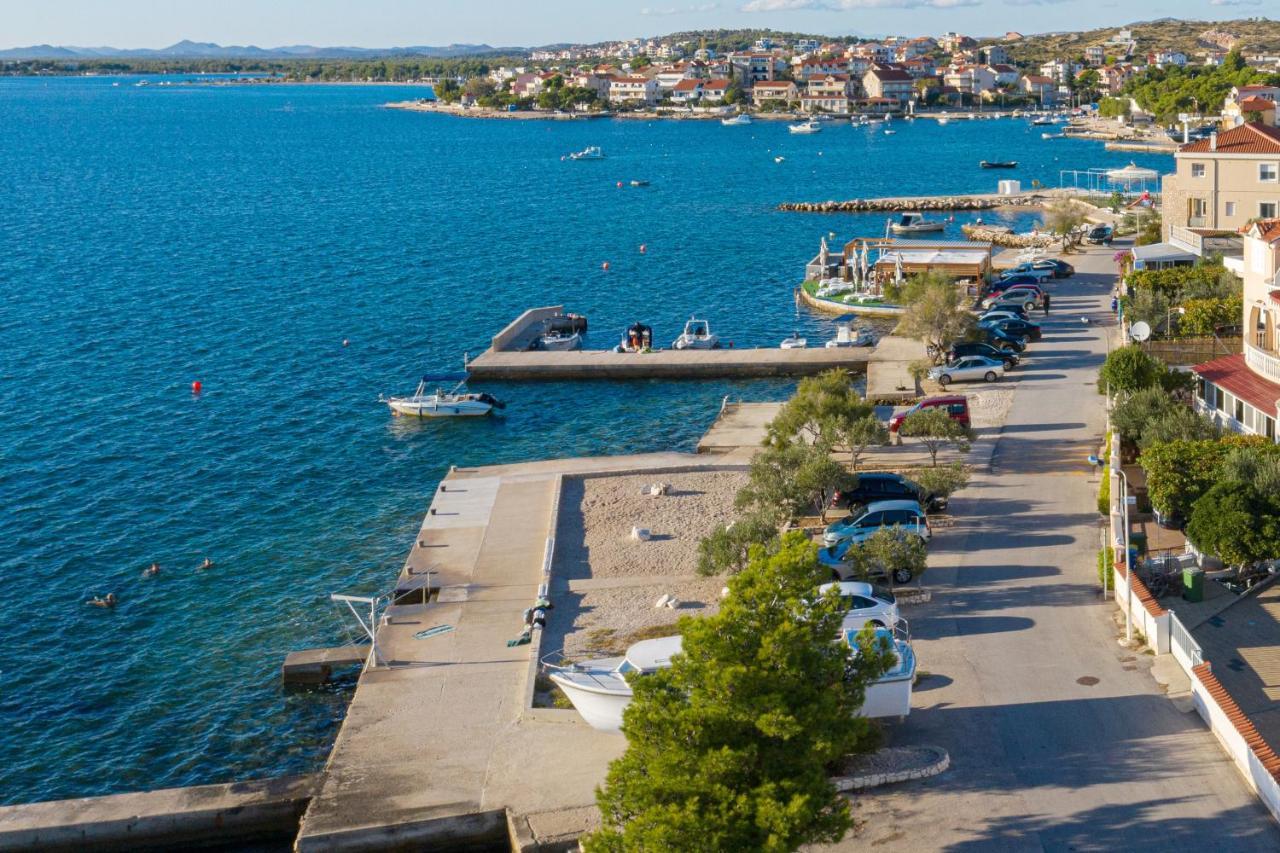 Apartments By The Sea Brodarica, Sibenik - 4194 Esterno foto