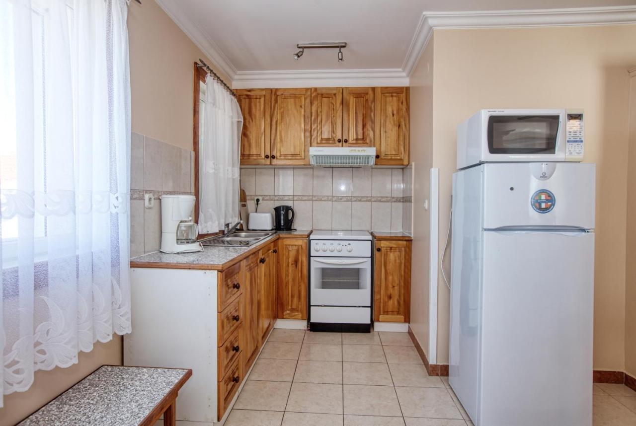 Apartments By The Sea Brodarica, Sibenik - 4194 Esterno foto